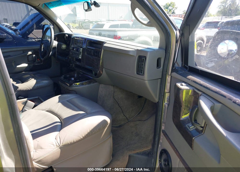 2004 GMC SAVANA UPFITTER VIN: 1GDFH15T541234559