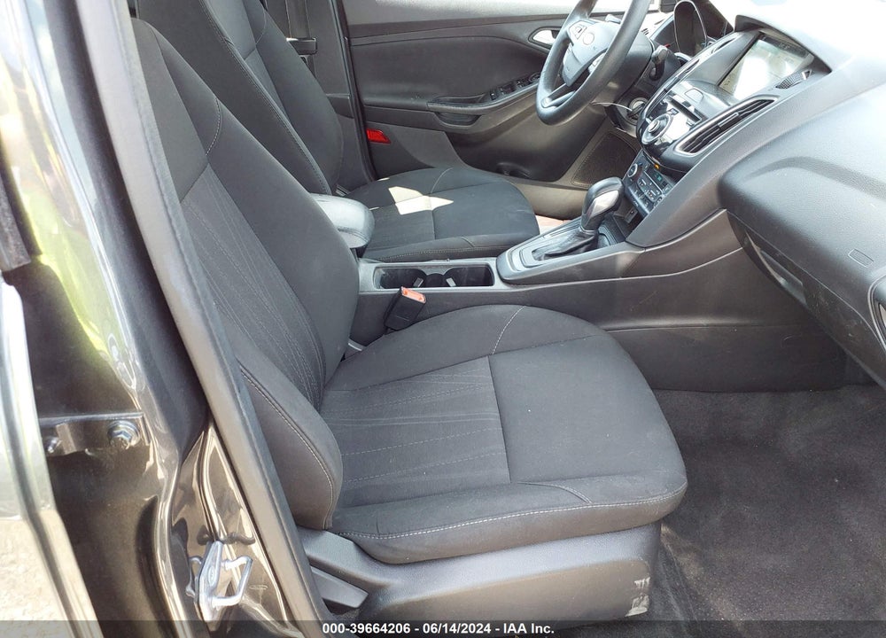 2018 FORD FOCUS SEL VIN: 1FADP3H27JL238681