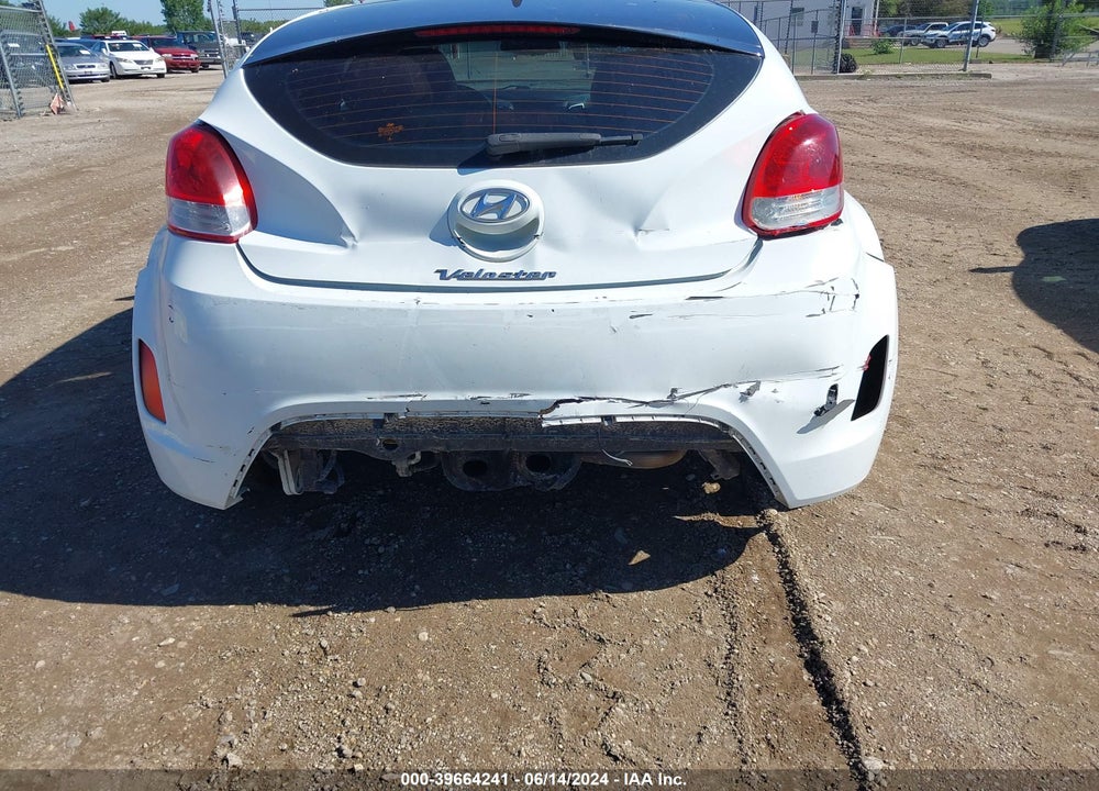 2012 HYUNDAI VELOSTER BASE W/RED/BLACK VIN: KMHTC6ADXCU069215