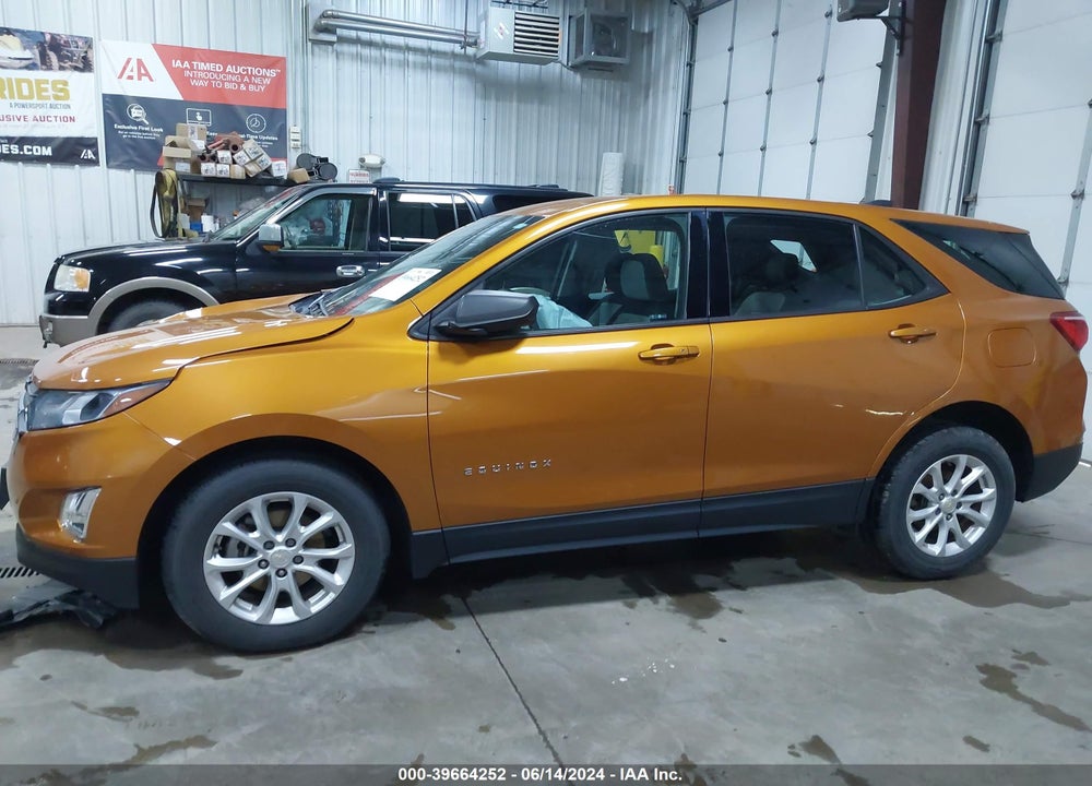2018 CHEVROLET EQUINOX LS VIN: 2GNAXREV1J6161353