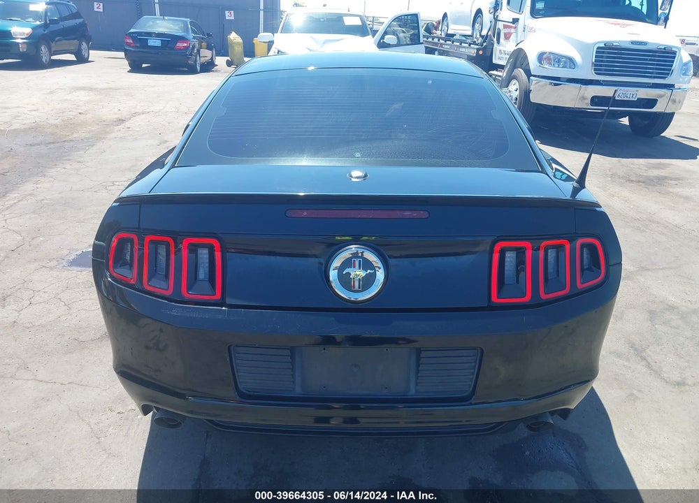 2014 FORD MUSTANG V6 PREMIUM VIN: 1ZVBP8AM3E5252868