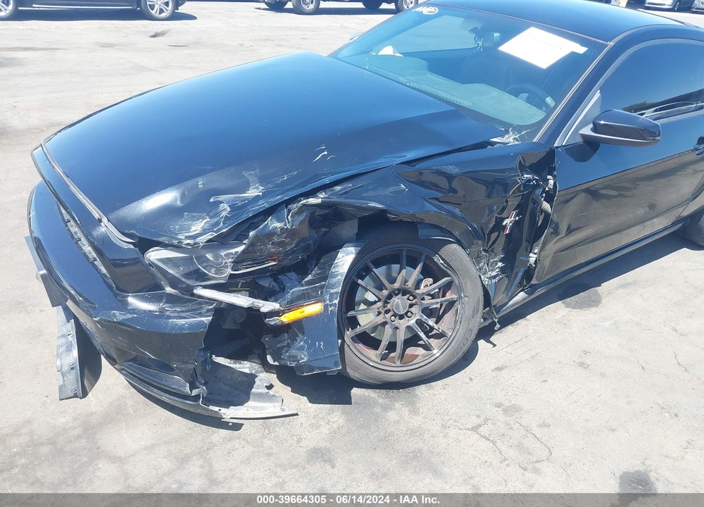 2014 FORD MUSTANG V6 PREMIUM VIN: 1ZVBP8AM3E5252868