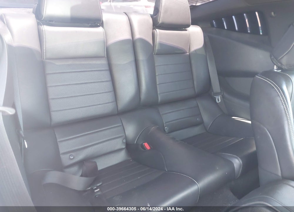 2014 FORD MUSTANG V6 PREMIUM VIN: 1ZVBP8AM3E5252868