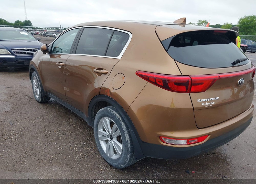 2017 KIA SPORTAGE LX VIN: KNDPMCAC7H7085421