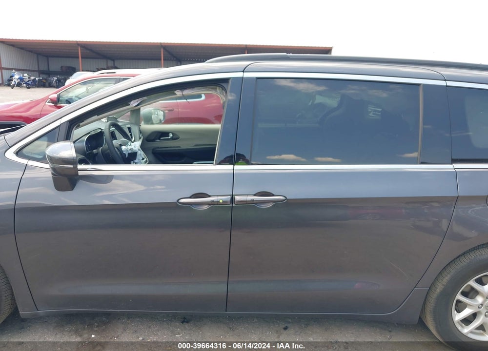 2022 CHRYSLER PACIFICA TOURING L VIN: 2C4RC1BG3NR150891
