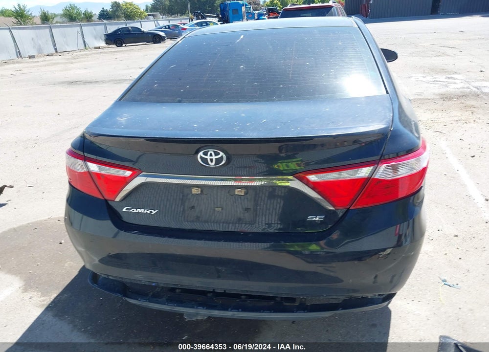 2016 TOYOTA CAMRY SE VIN: 4T1BF1FK7GU171879