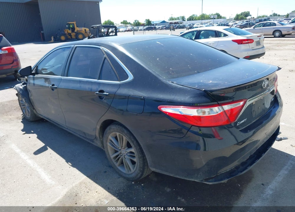 2016 TOYOTA CAMRY SE VIN: 4T1BF1FK7GU171879