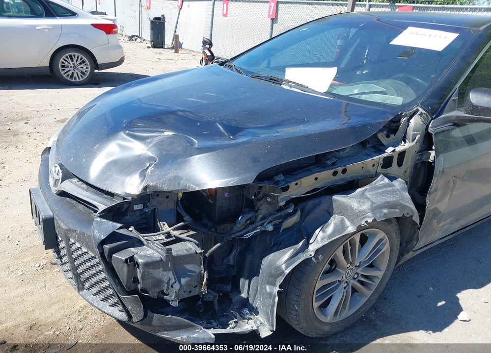 2016 TOYOTA CAMRY SE VIN: 4T1BF1FK7GU171879