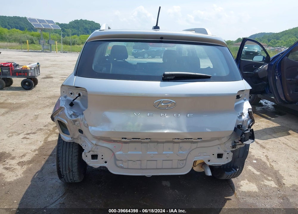 2023 HYUNDAI VENUE SEL VIN: KMHRC8A33PU249302