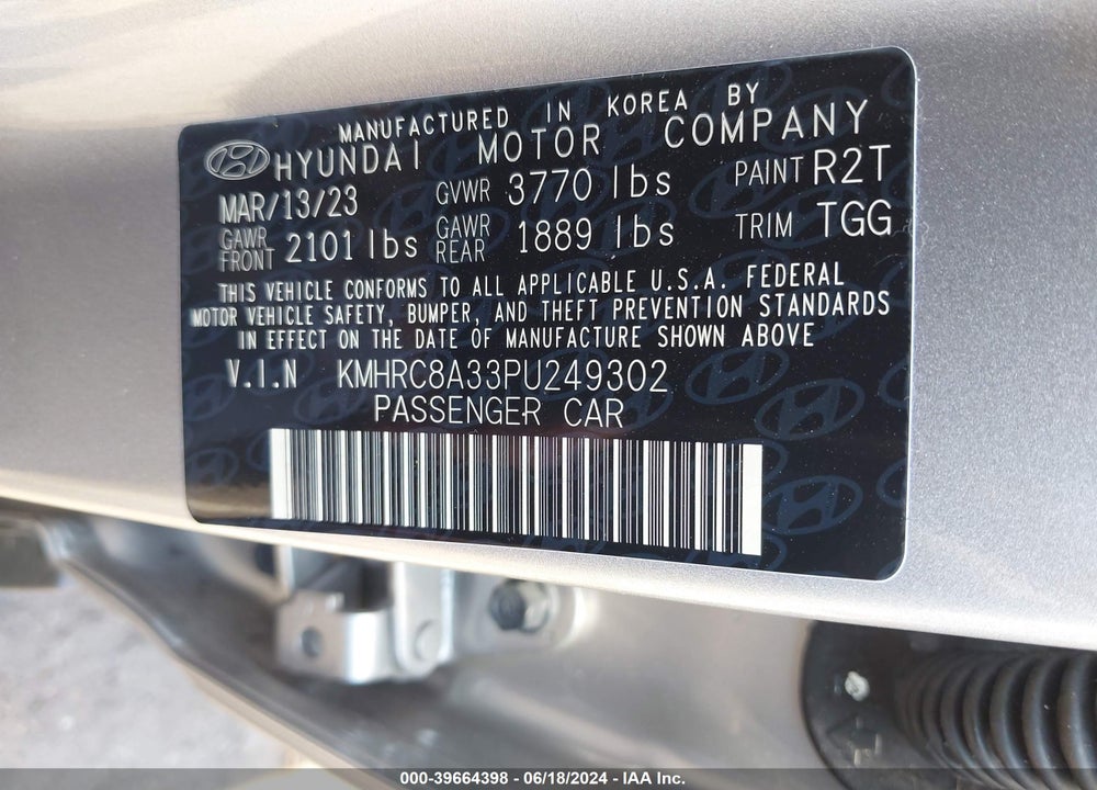 2023 HYUNDAI VENUE SEL VIN: KMHRC8A33PU249302