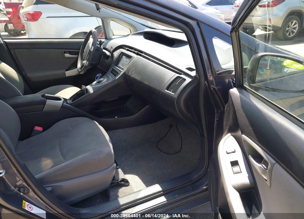 2013 TOYOTA PRIUS TWO VIN: JTDKN3DU4D1630208