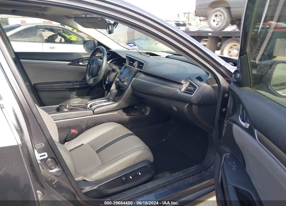 2018 HONDA CIVIC TOURING VIN: JHMFC1F91JX007270