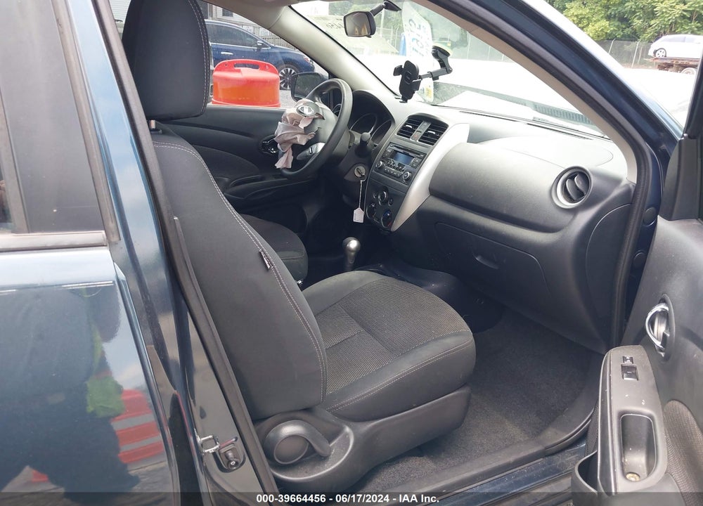 2015 NISSAN VERSA 1.6 SV VIN: 3N1CN7AP4FL922935