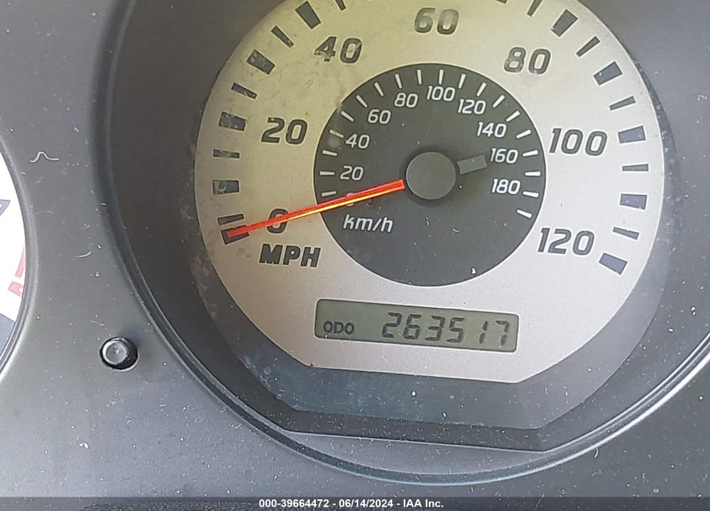 2004 NISSAN XTERRA XE VIN: 5N1ED28T34C626470