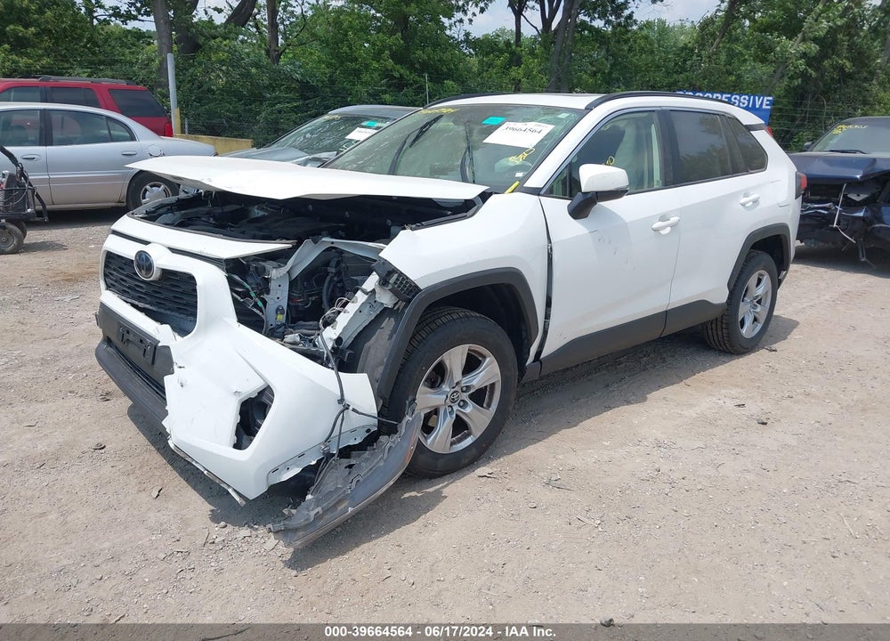 2019 TOYOTA RAV4 XLE VIN: JTMP1RFV4KJ004567