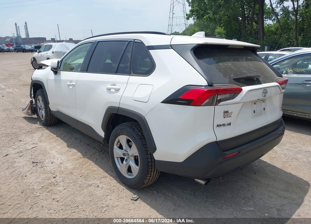 2019 TOYOTA RAV4 XLE VIN: JTMP1RFV4KJ004567