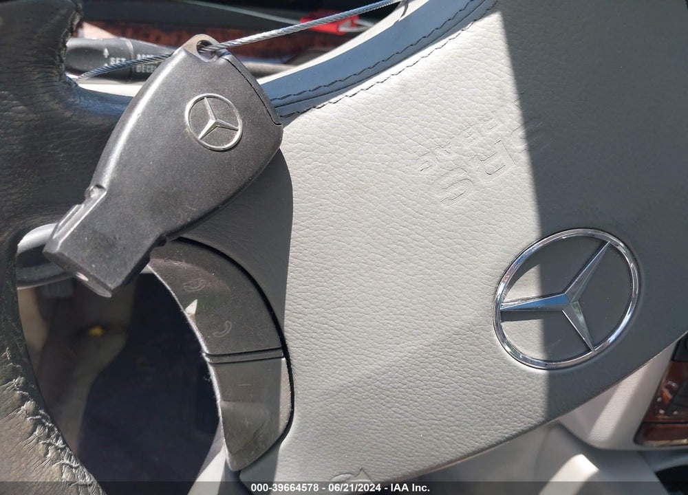 2006 MERCEDES-BENZ S 500 4MATIC VIN: WDBNG84J26A480644