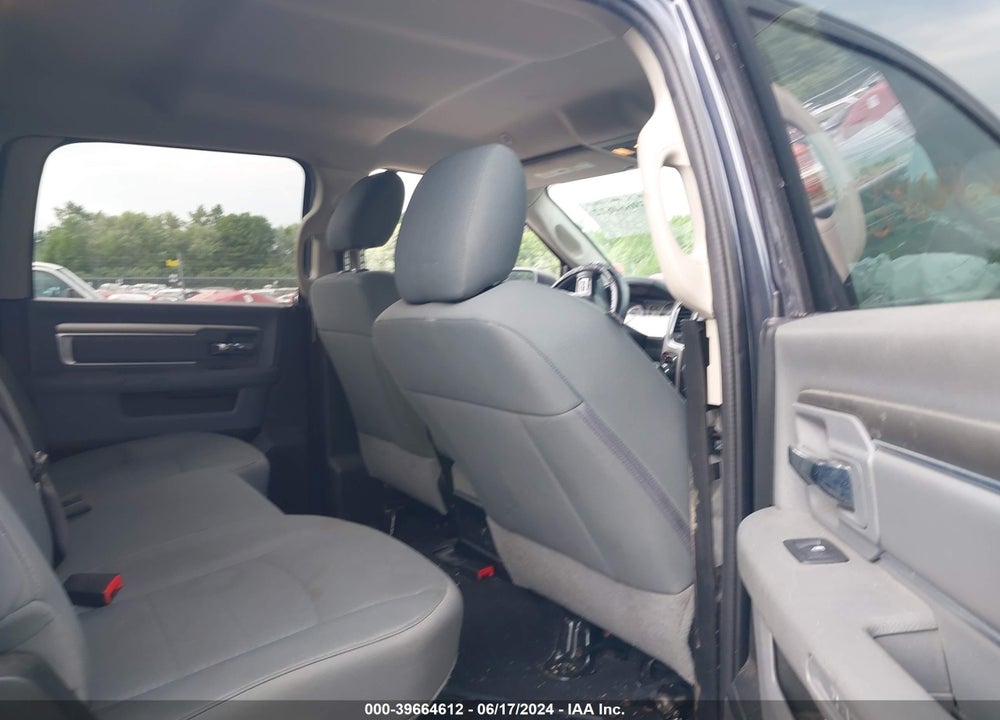 2019 RAM 1500 CLASSIC SLT 4X2 6'4 BOX VIN: 1C6RR6TT2KS711736