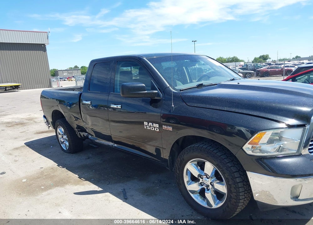 2016 RAM 1500 VIN: 1C6RR7GTXGS208558