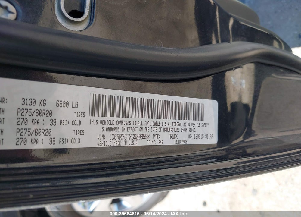 2016 RAM 1500 VIN: 1C6RR7GTXGS208558