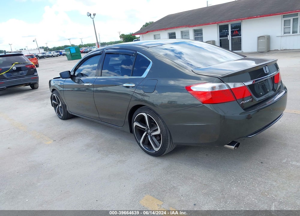 2015 HONDA ACCORD SPORT VIN: 1HGCR2F59FA070604