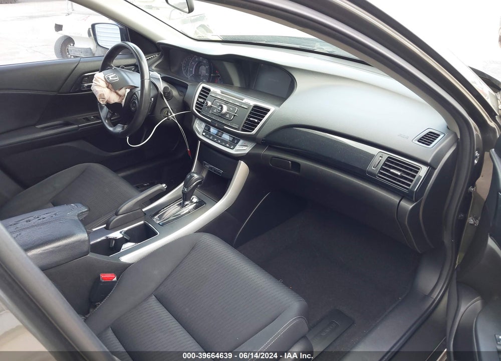 2015 HONDA ACCORD SPORT VIN: 1HGCR2F59FA070604