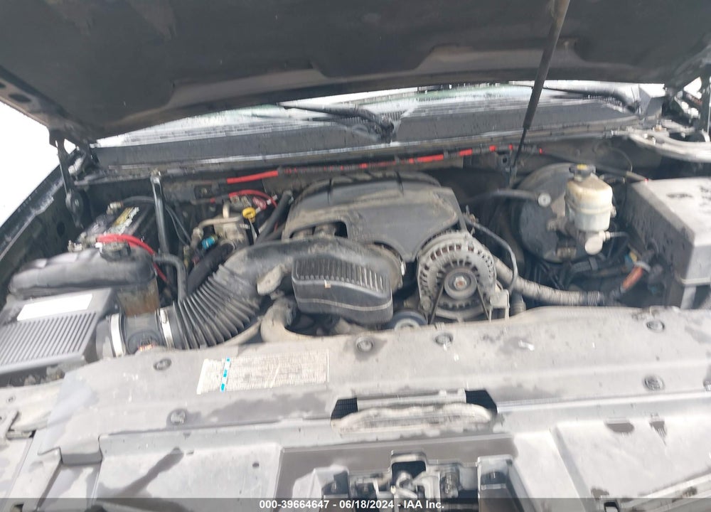 2008 CHEVROLET SUBURBAN 1500 LT VIN: 3GNFC16018G147876