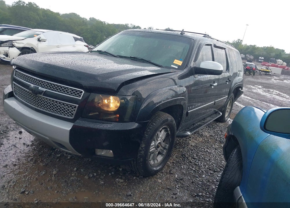 2008 CHEVROLET SUBURBAN 1500 LT VIN: 3GNFC16018G147876