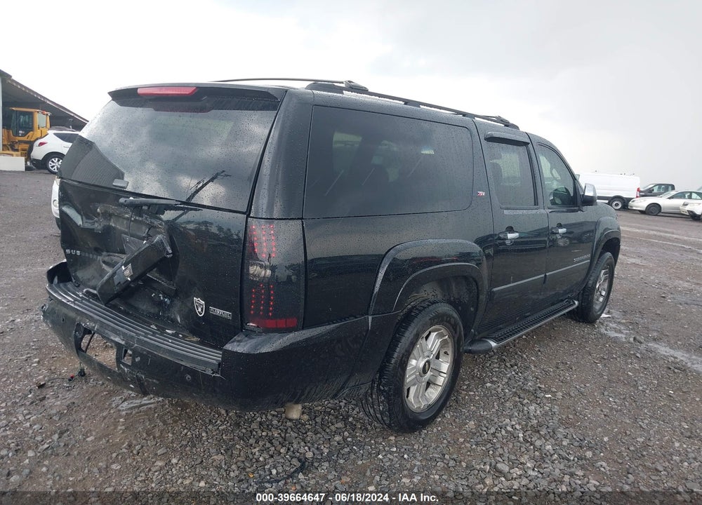 2008 CHEVROLET SUBURBAN 1500 LT VIN: 3GNFC16018G147876