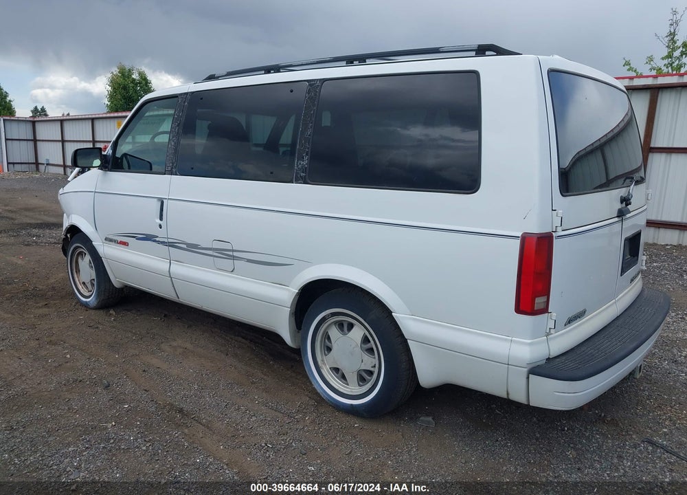 2000 CHEVROLET ASTRO VIN: 1GNEL19W0YB138459