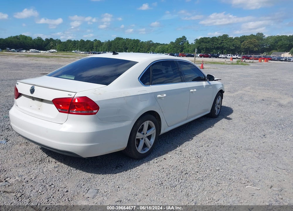 2013 VOLKSWAGEN PASSAT 2.5L SE VIN: 1VWBP7A34DC142505