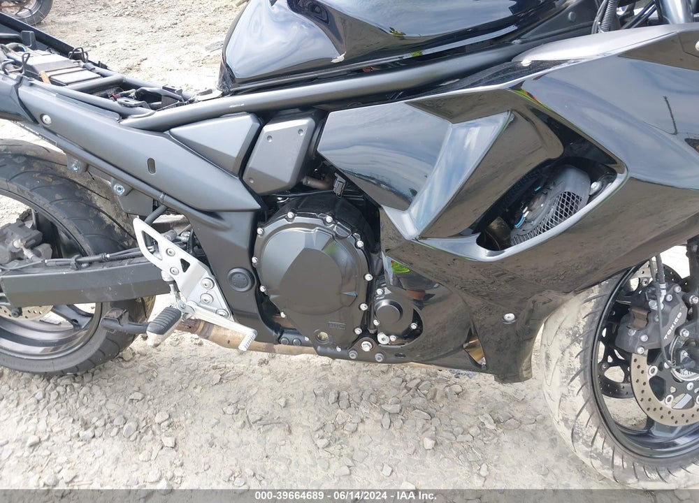 2011 SUZUKI GSX1250 F VIN: JS1GW72B8B2101017