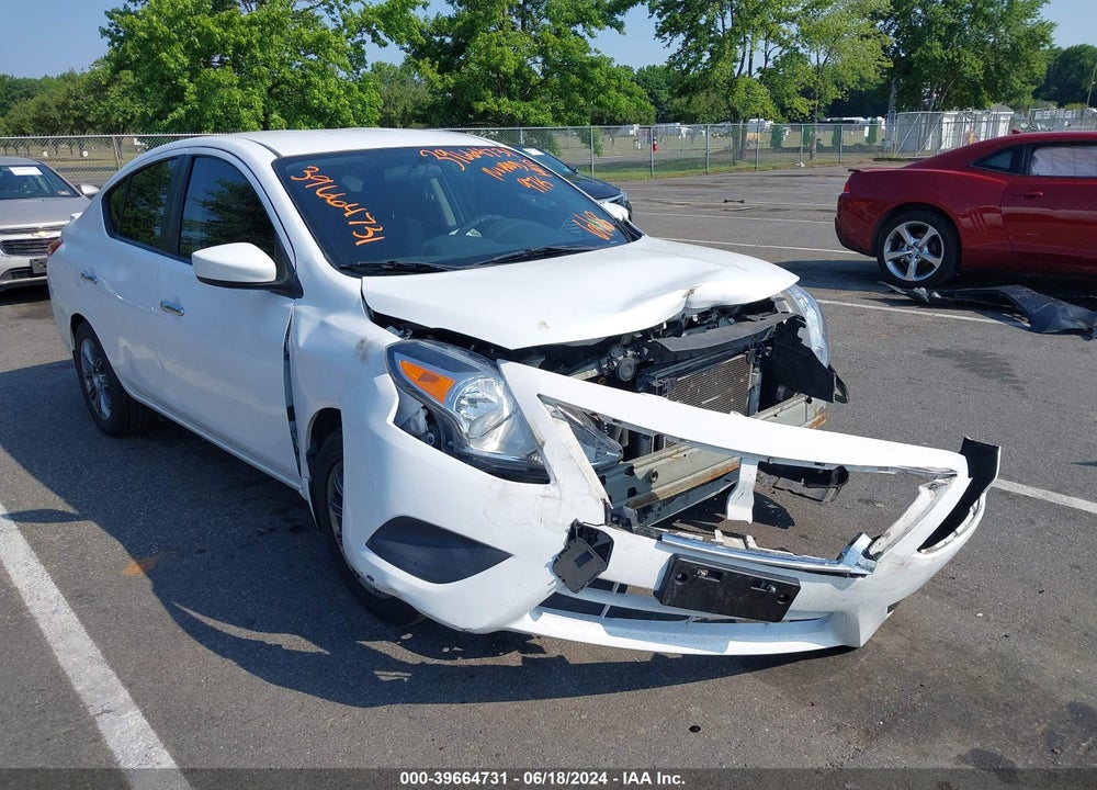 2015 NISSAN VERSA 1.6 SV VIN: 3N1CN7AP1FL842105