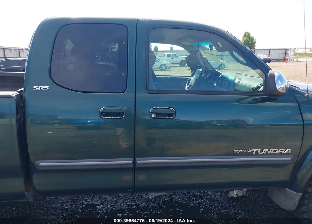 2003 TOYOTA TUNDRA SR5 V8 VIN: 5TBBT44183S425440