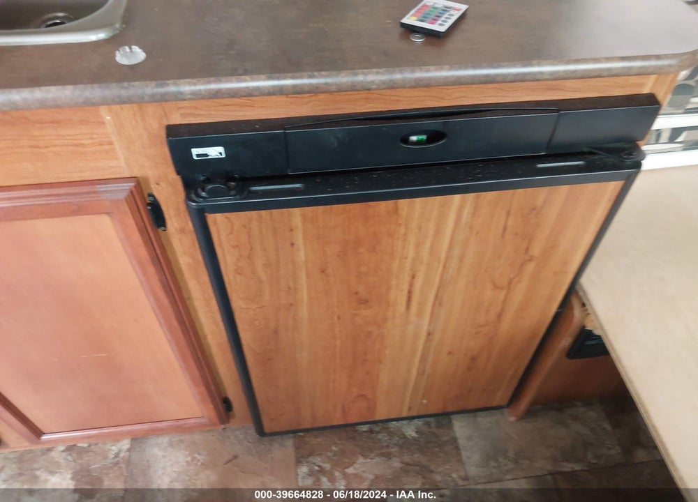 2015 STARCRAFT RV AR-ONE VIN: 1SABS0AG8F28U5202