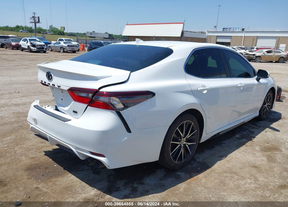 2021 TOYOTA CAMRY SE VIN: 4T1G11AK2MU550571