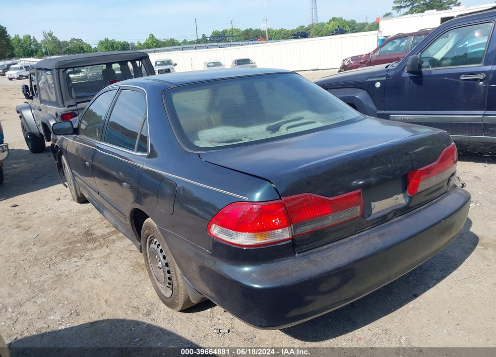 2001 HONDA ACCORD 2.3 LX VIN: 1HGCG56411A008623