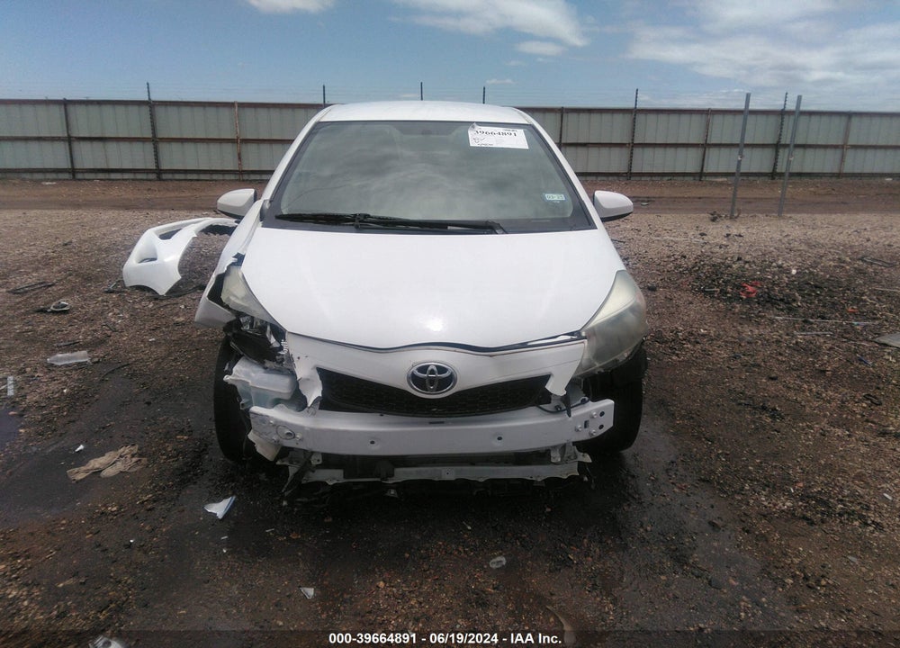 2013 TOYOTA YARIS SE VIN: JTDKTUD35DD563507