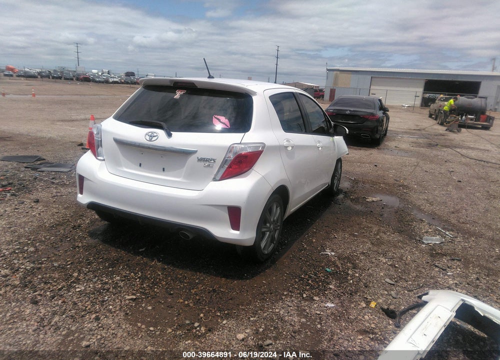 2013 TOYOTA YARIS SE VIN: JTDKTUD35DD563507