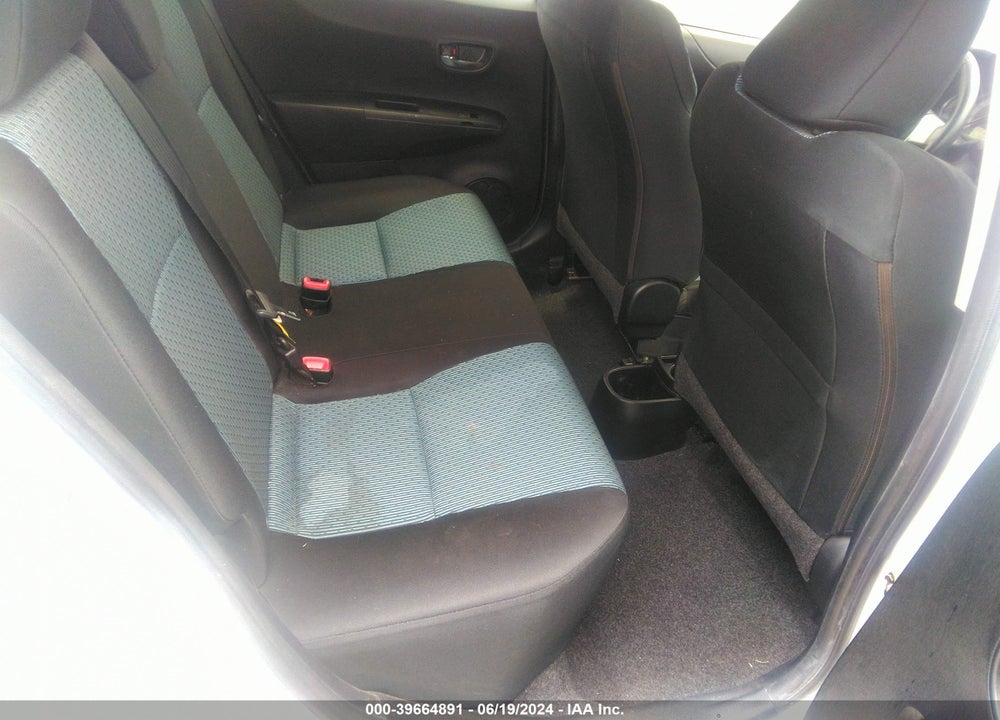 2013 TOYOTA YARIS SE VIN: JTDKTUD35DD563507