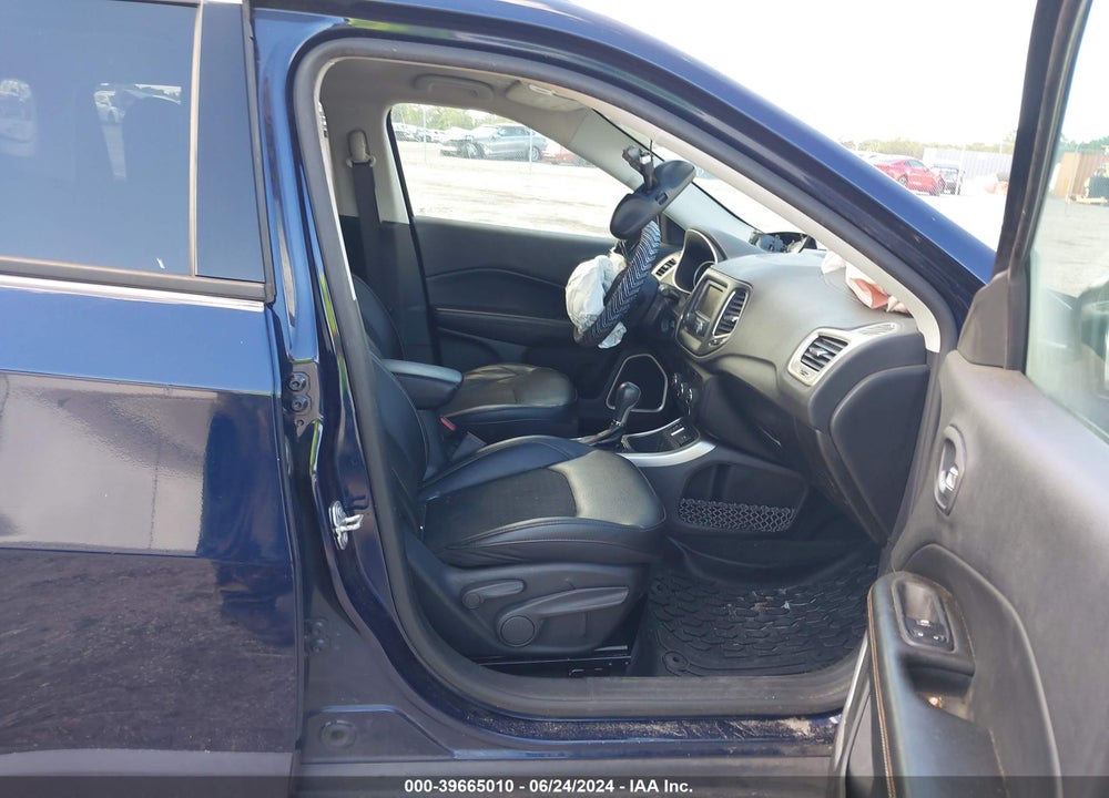 2018 JEEP COMPASS LATITUDE FWD VIN: 3C4NJCBB0JT272488