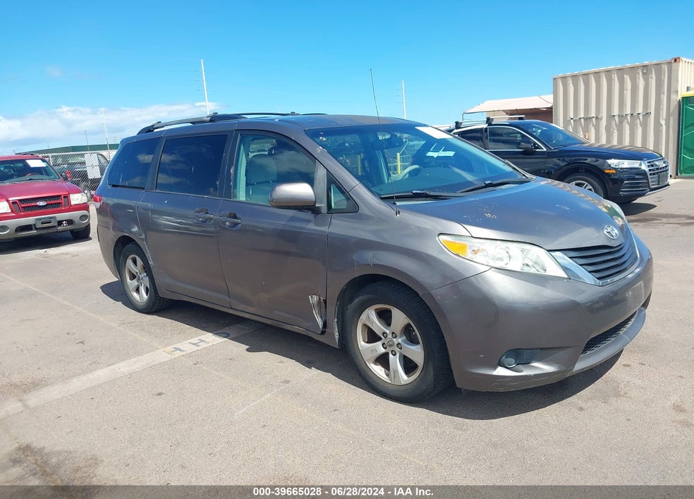 2011 TOYOTA SIENNA LE V6/LE V6 AUTO ACCESS SEAT VIN: 5TDKK3DCXBS174778