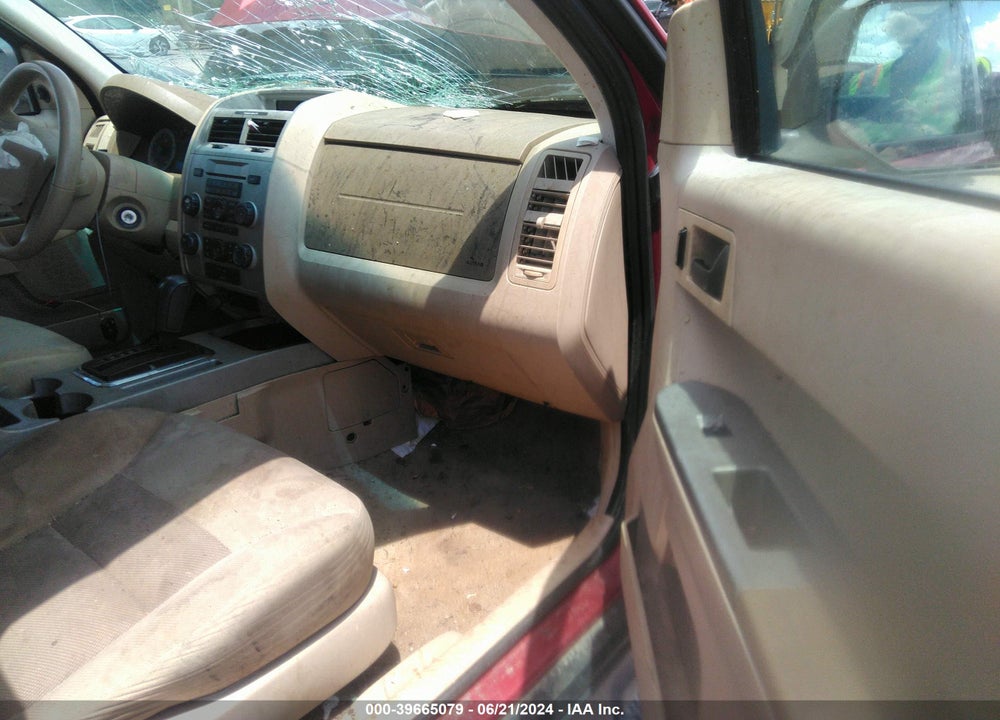 2008 FORD ESCAPE XLT VIN: 1FMCU93Z48KD50453