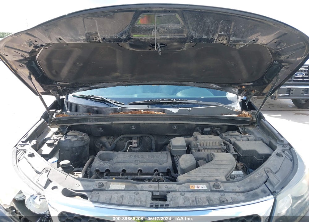 2013 KIA SORENTO LX VIN: 5XYKT3A10DG411438