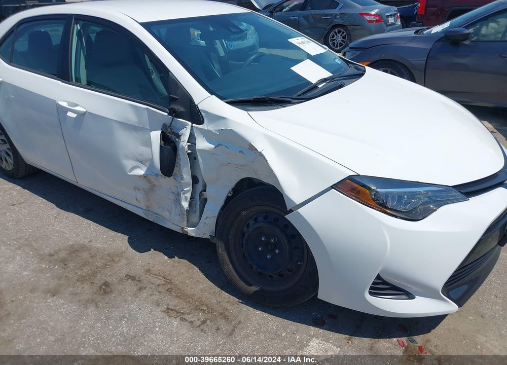 2019 TOYOTA COROLLA LE VIN: 5YFBURHE3KP904175