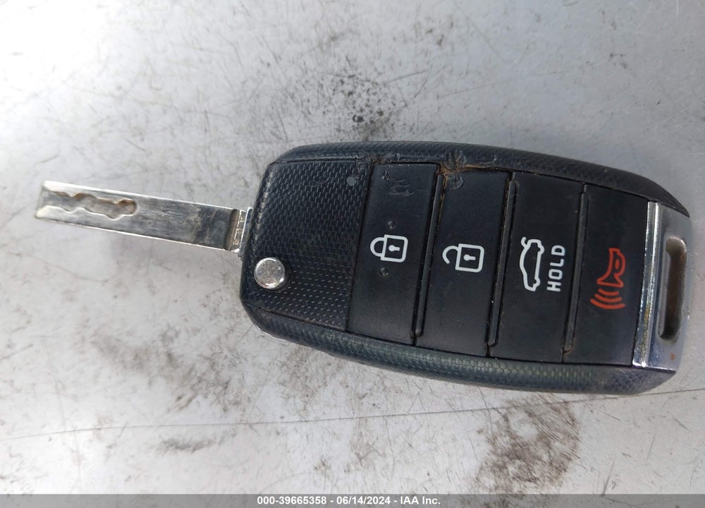 2018 KIA RIO S VIN: 3KPA24AB8JE053821