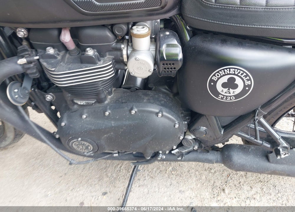 2020 TRIUMPH MOTORCYCLE BONNEVILLE T120/BLACK/BUD EKINS VIN: SMTD40HL5LT957183