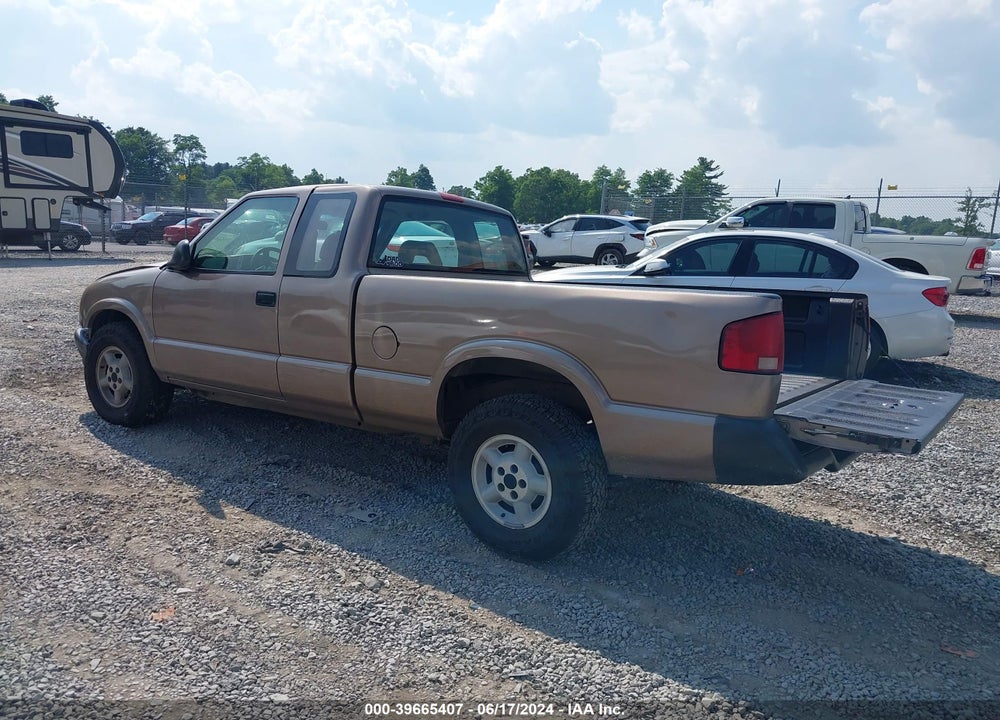 1997 CHEVROLET T10 LS SPORTSIDE VIN: 1GCDT19XXVK116557
