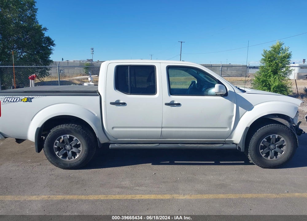 2018 NISSAN FRONTIER PRO-4X VIN: 1N6AD0EV4JN772984
