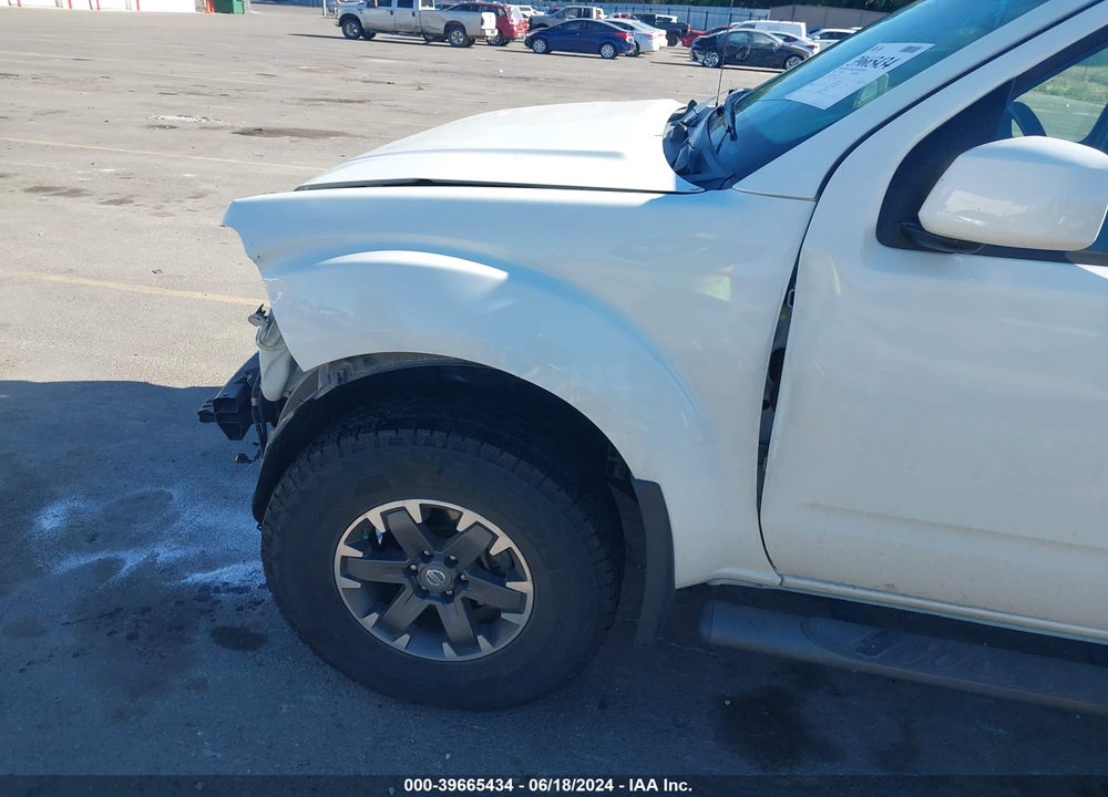 2018 NISSAN FRONTIER PRO-4X VIN: 1N6AD0EV4JN772984